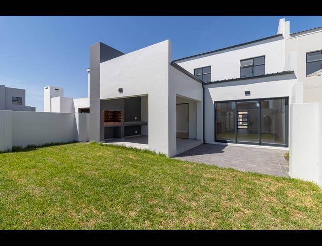 4 BEDROOM HOUSE FOR SALE IN SANDOWN